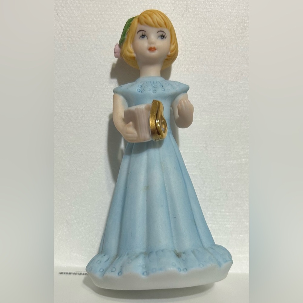 Blonde Birthday Girl “6” by Growing Up